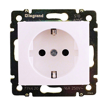 Силовая розетка - Valena - 2К+3 - на винтах - 10/16 А - 230/250 В~ - белый - арт. 774420 фото